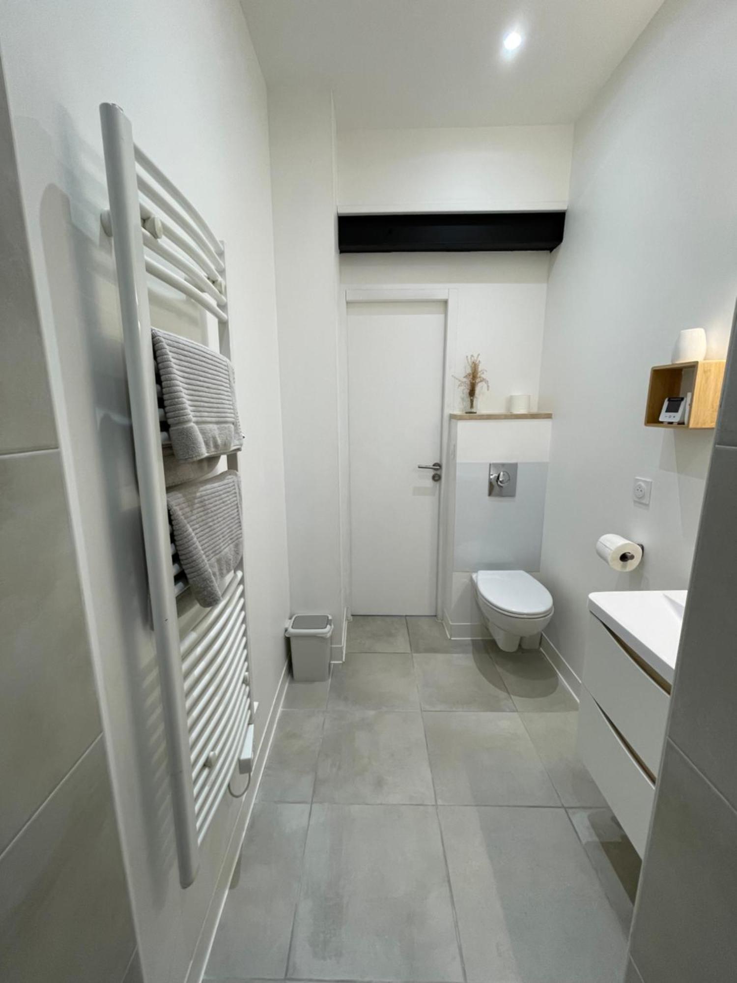 Appartement Ambiance zen à proximité de Saint Emilion à Libourne Chambre photo