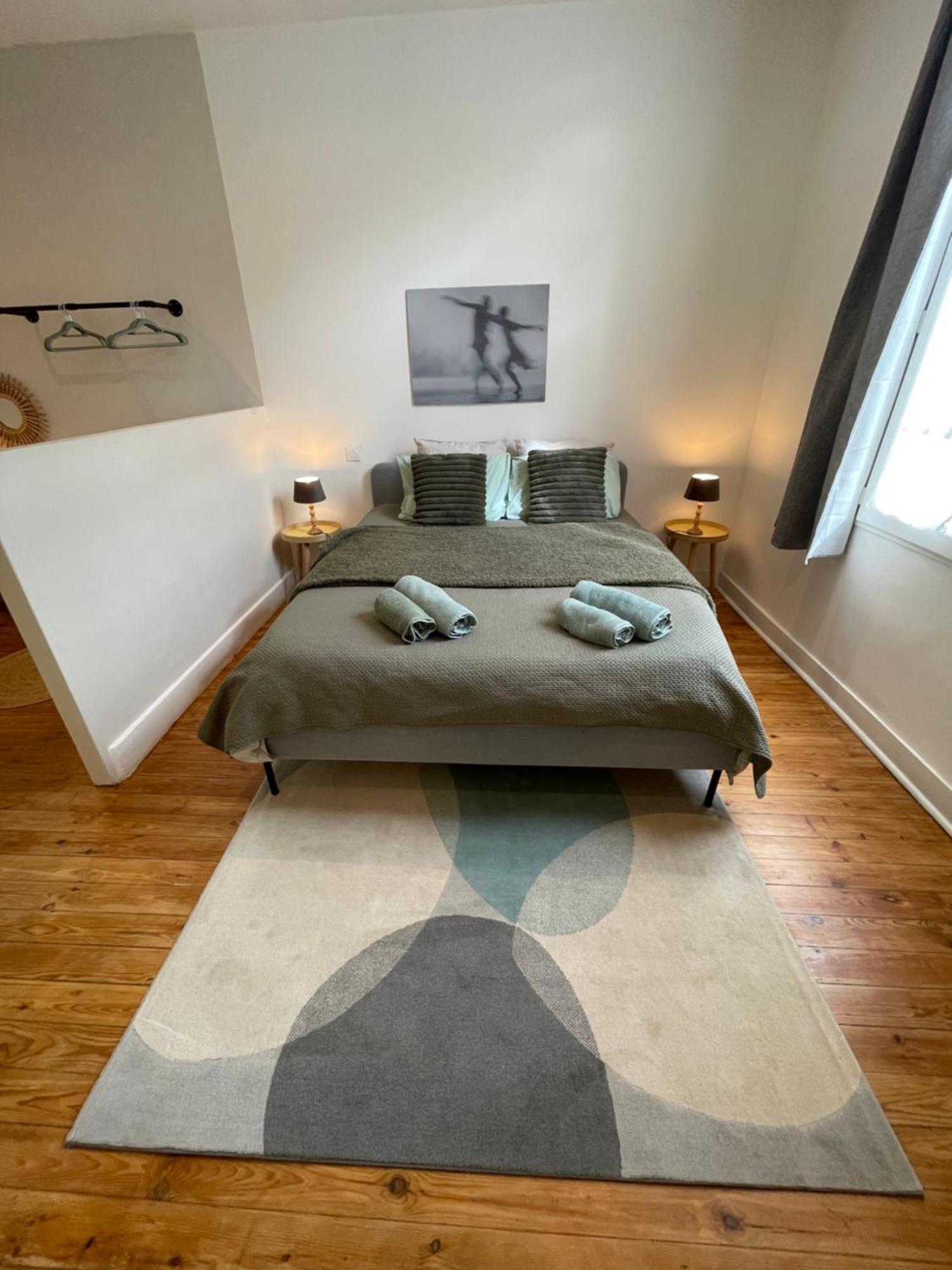Appartement Ambiance zen à proximité de Saint Emilion à Libourne Extérieur photo