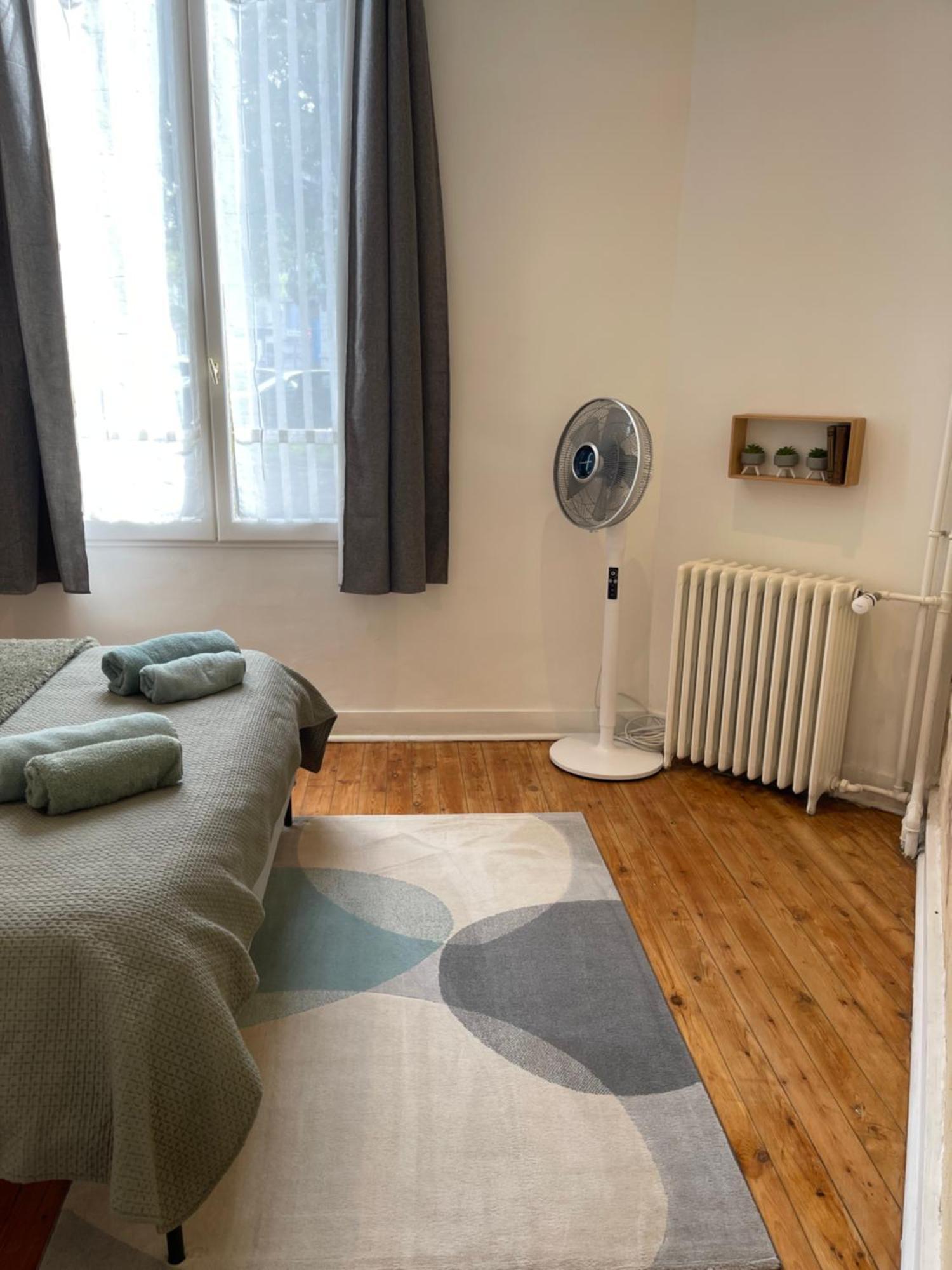 Appartement Ambiance zen à proximité de Saint Emilion à Libourne Chambre photo
