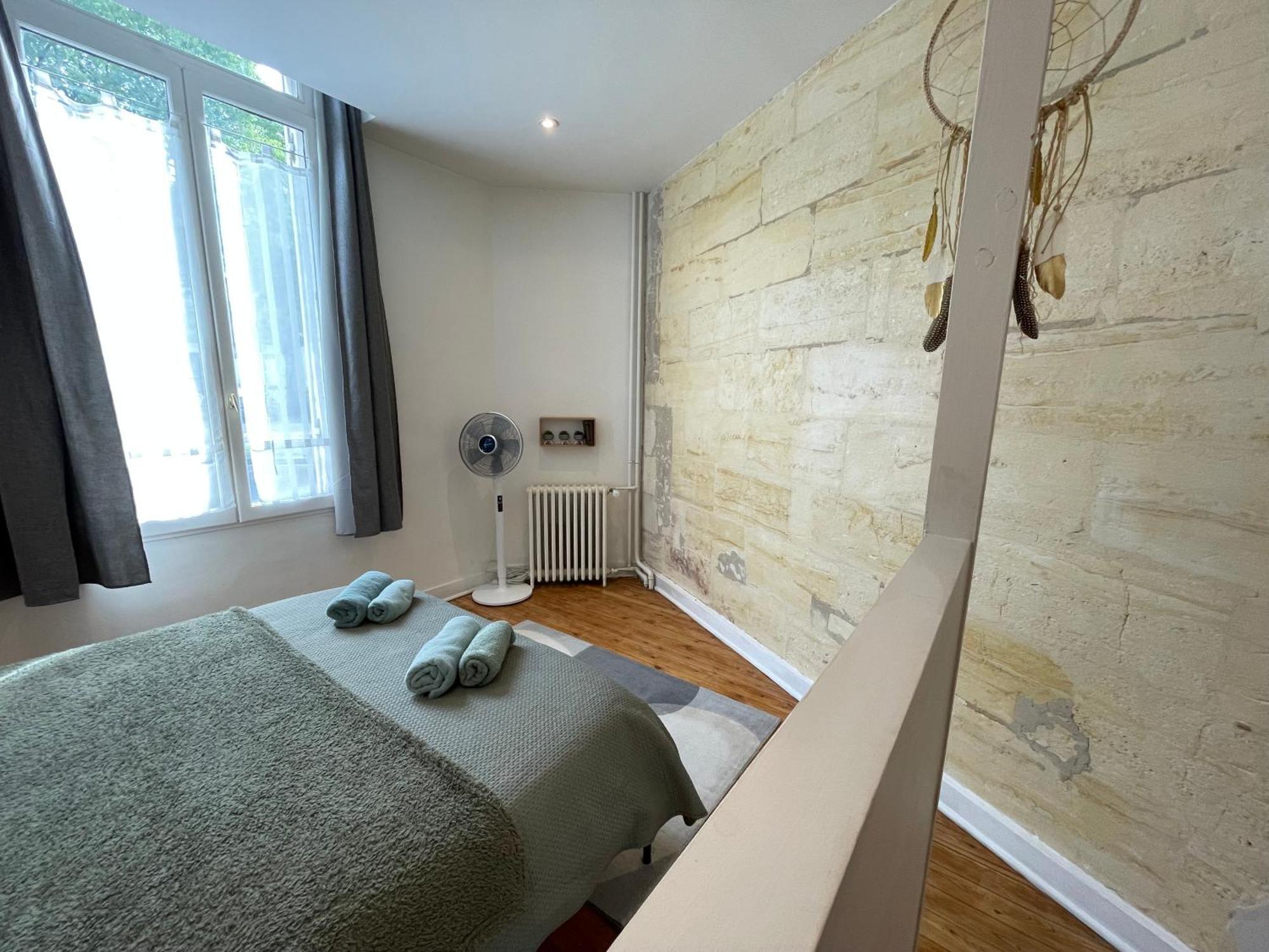 Appartement Ambiance zen à proximité de Saint Emilion à Libourne Extérieur photo